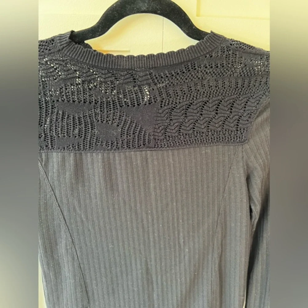 Free People Women’s Boho Black Crochet Knit Sweater Top Size XS‎